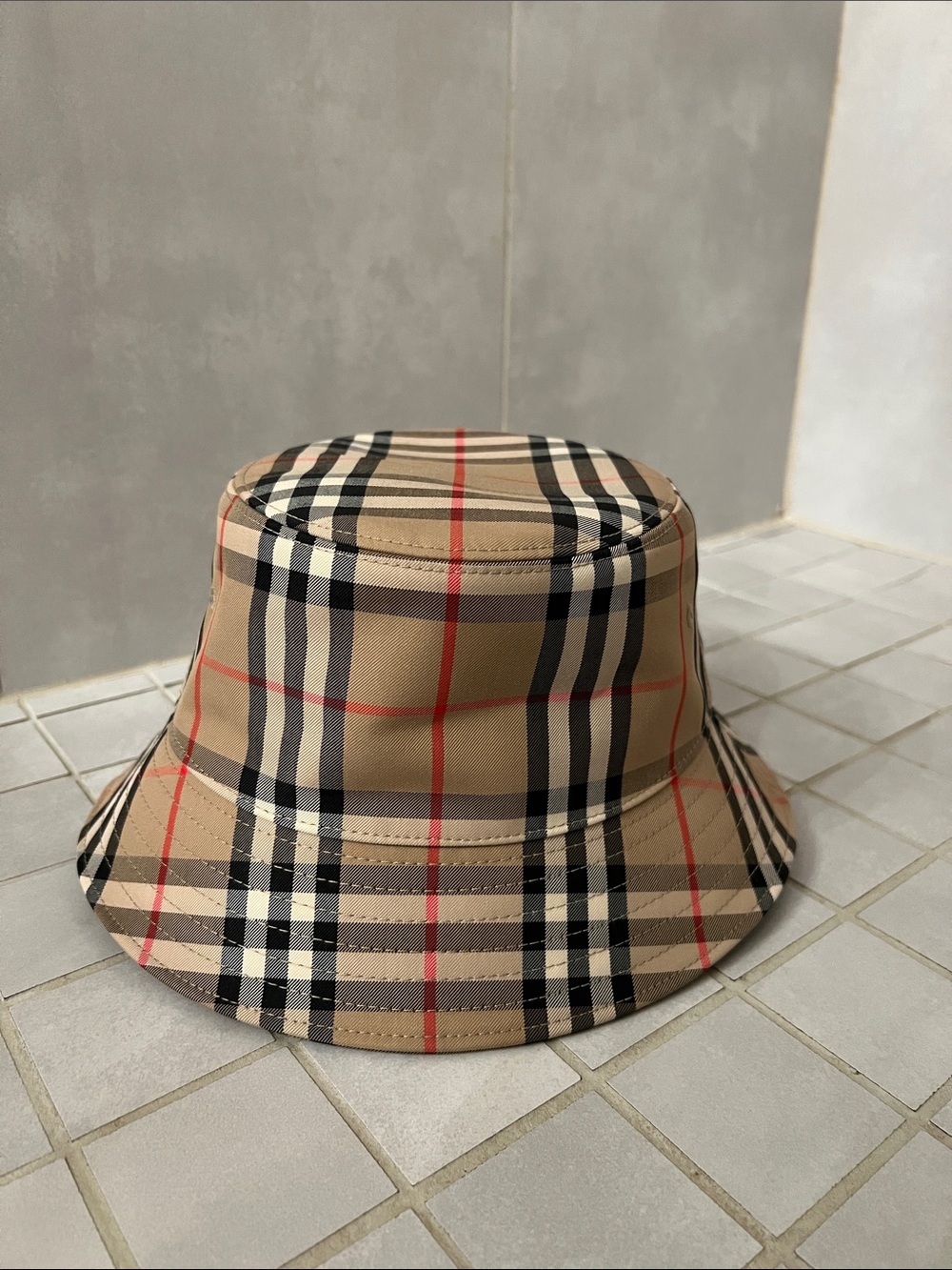 Burberry Beige Plaid Bucket Hat with Black & Red Stripes